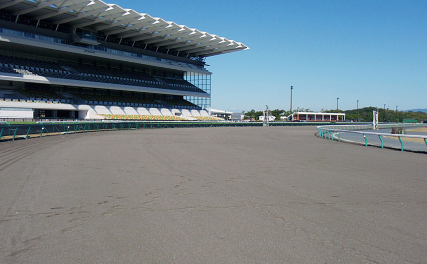 中京競馬場 ダートコース路盤補修工事